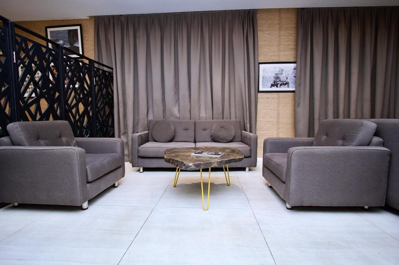 Sv Chrome Hotel Abuja Exterior photo