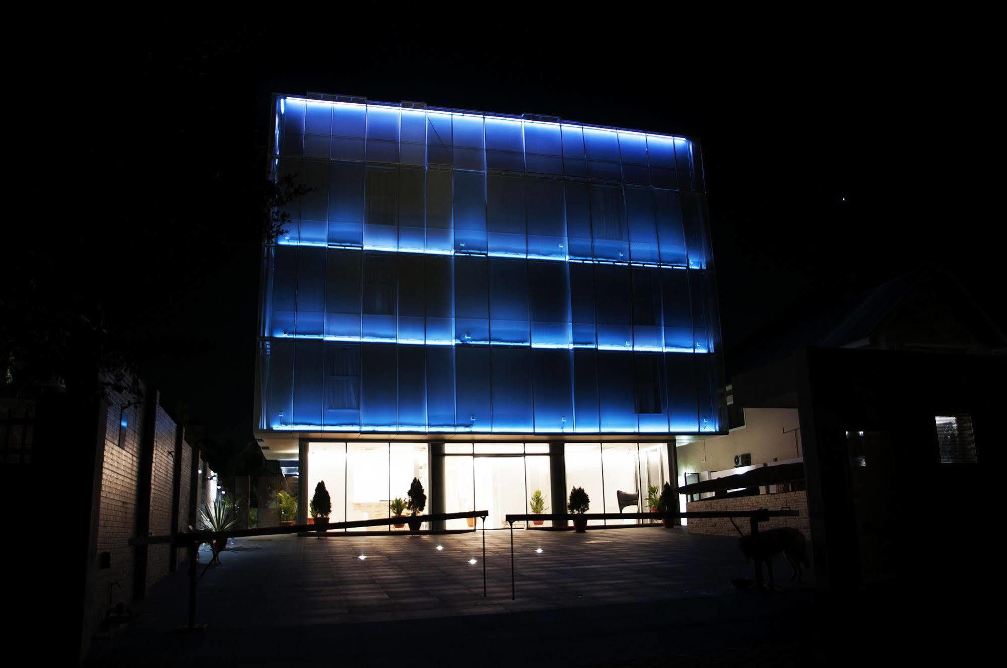 Sv Chrome Hotel Abuja Exterior photo